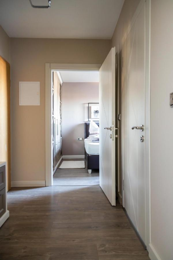 Luxuswohnung Mit Tiefgarage In Nähe Messe-bmw-porsche-dhl-flughafen Apartment Leipzig
